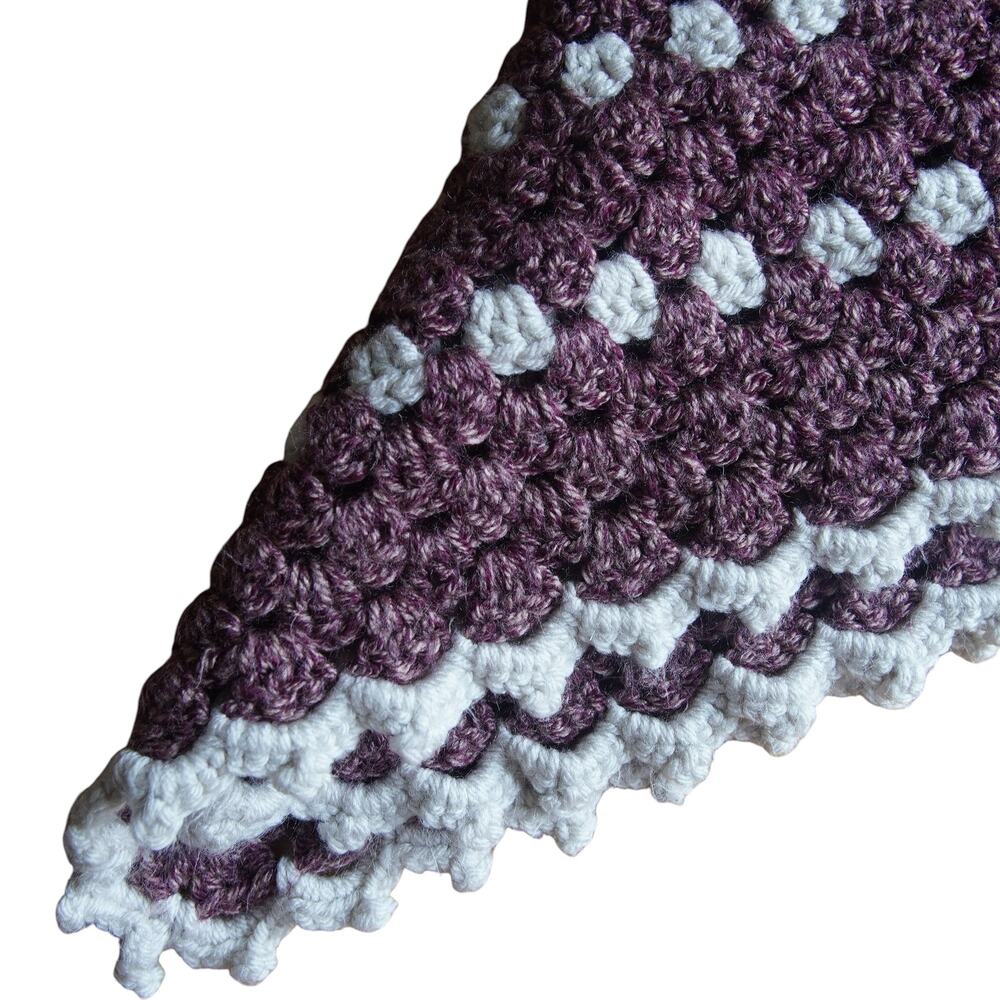 Hand Knitted Crochet Shawl Purple & White Scalloped Cottagecore Grandmacore - Picture 6 of 7